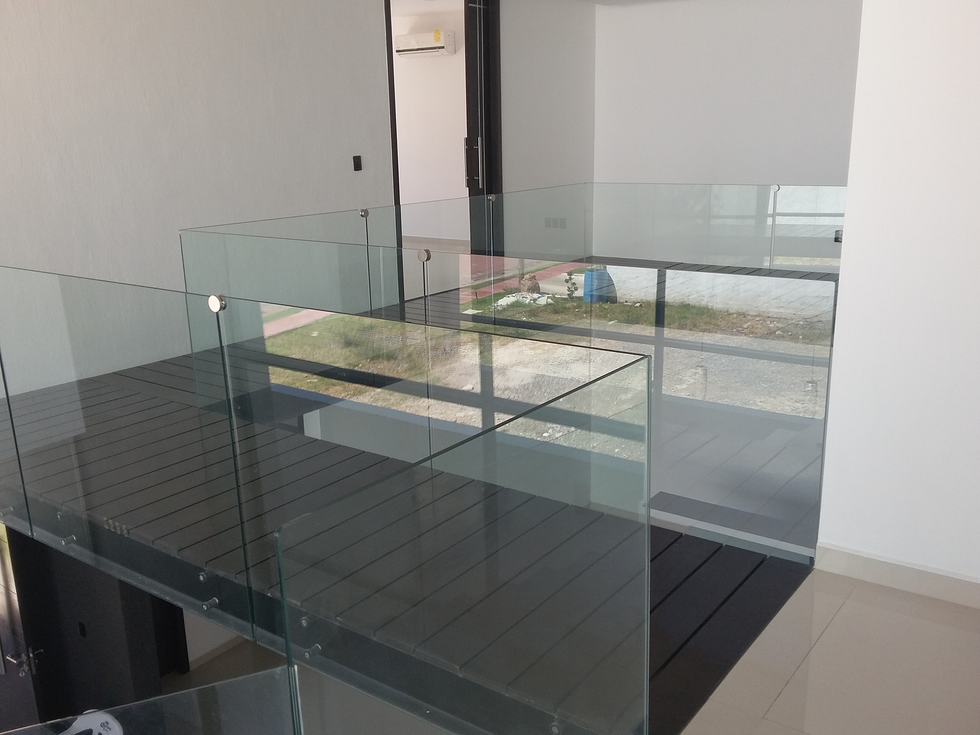 Barandal de cristal para balcón
