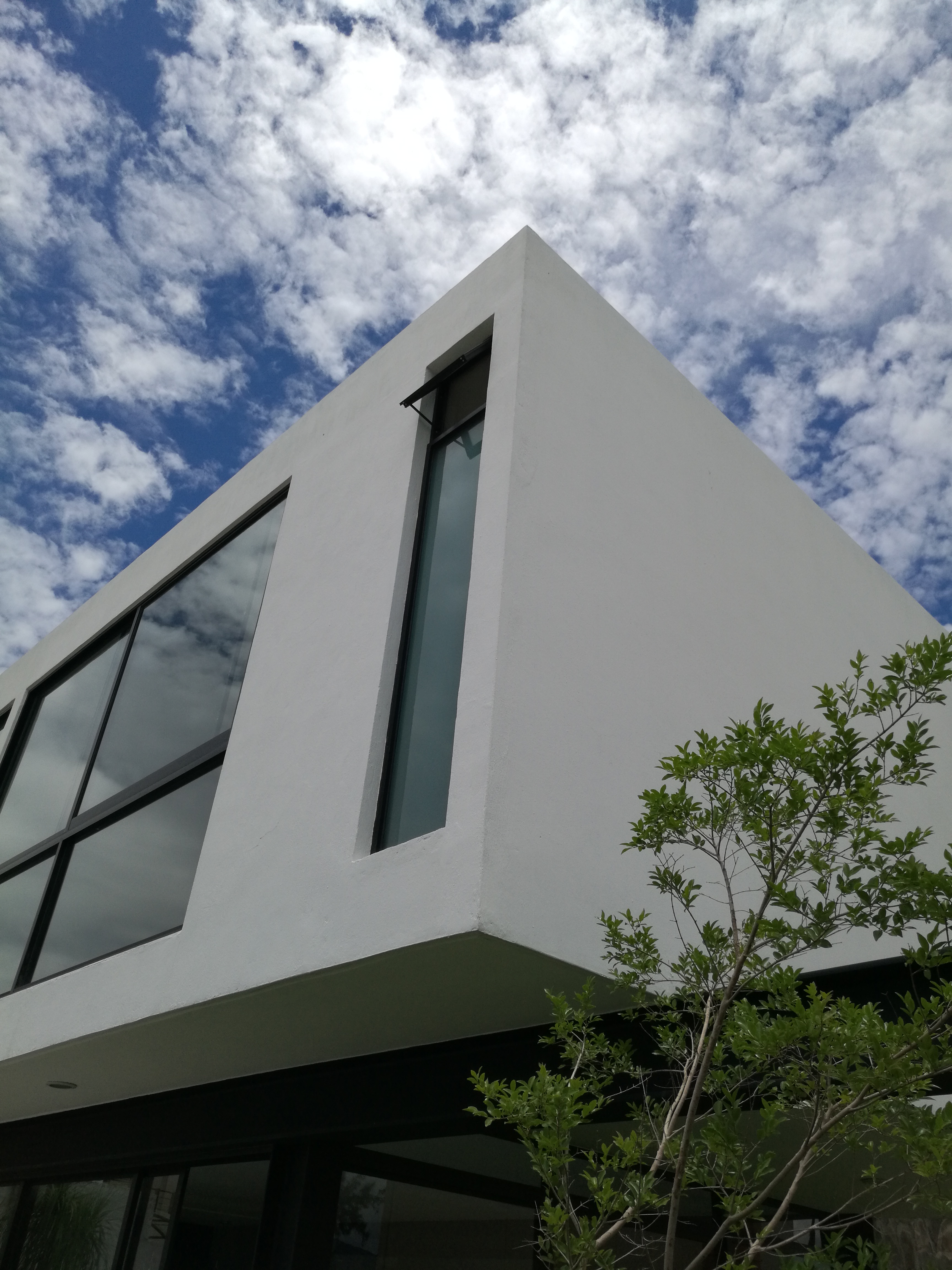 Ventanas y puertas residenciales