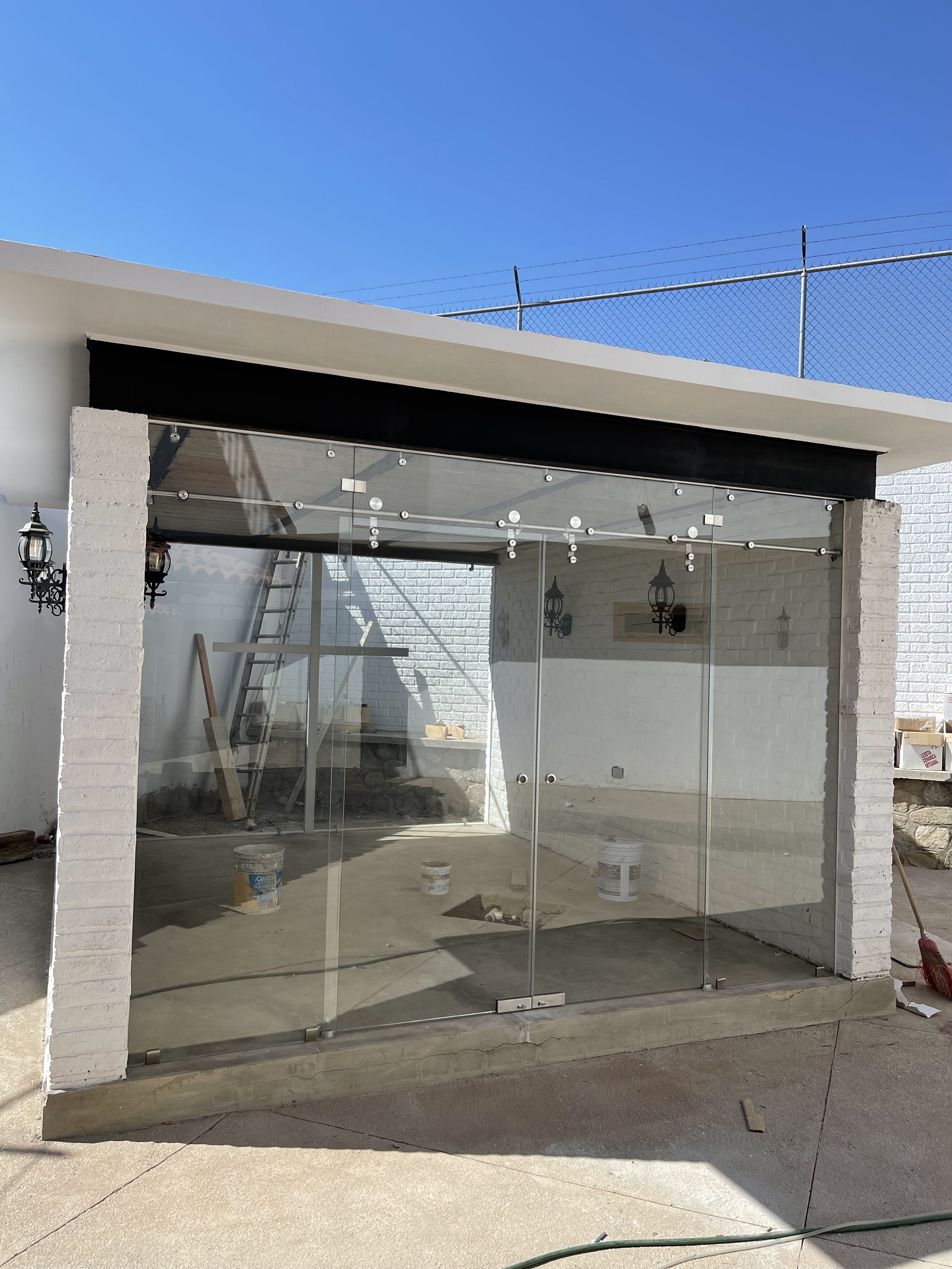 Sistema de cristal templado